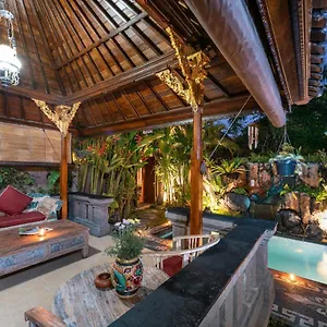 ashanti-villa-ubud.ubudhotelsnow.com/